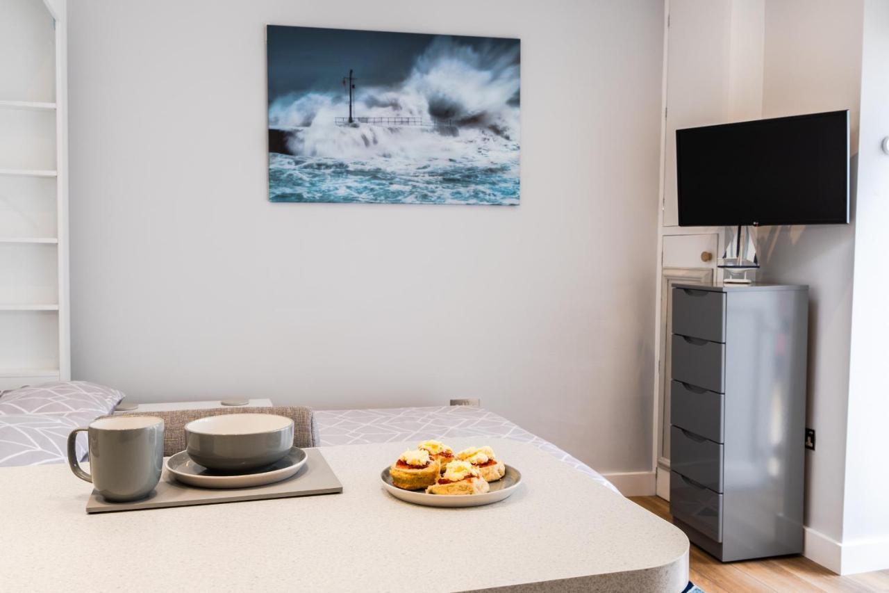 Finest Retreats - The Hideaway - Studio Apartment In Портлевън Екстериор снимка